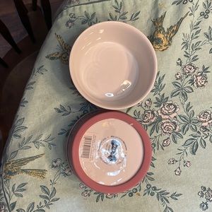 Ceramic pet bowl set